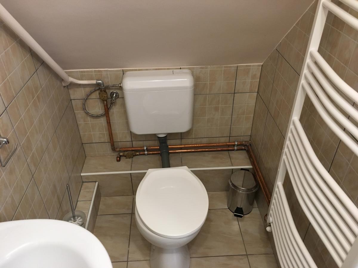 Fitt Maganszallashely Sásd Exteriér fotografie